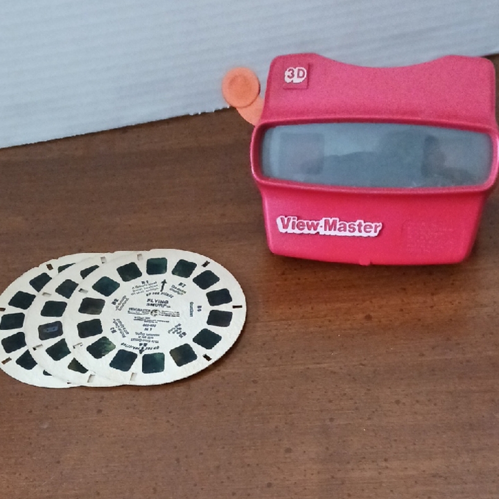 Vintage View-Master 3D Viewer with Reels